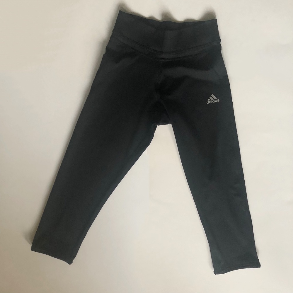 NWOT Adidas Capri Legging
